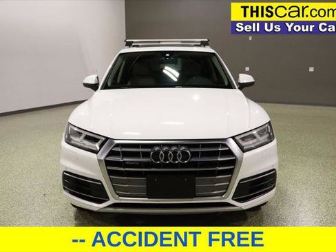 Used 2019 Audi Q5 2.0T Premium Plus w/ Premium Plus Package image 2