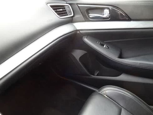 Used 2016 Nissan Maxima 3.5 SL FWD image 22