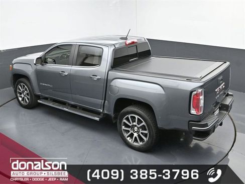 Used 2021 GMC Canyon Denali image 18
