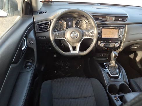 Used 2018 Nissan Rogue SV w/ Sun & Sound Touring Package AWD/4WD image 35