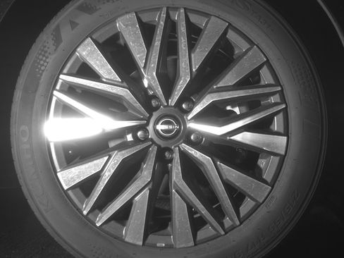 Used 2025 Nissan Altima 2.5 SV image 13