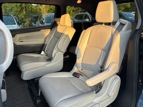 Used 2024 Honda Odyssey Touring image 10