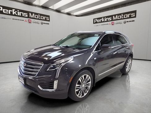 Used 2017 Cadillac XT5 Premium Luxury AWD/4WD image 1