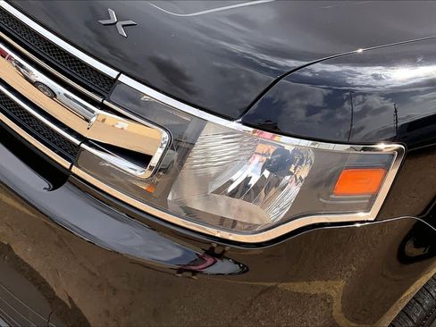 Used 2019 Ford Flex SE FWD image 28