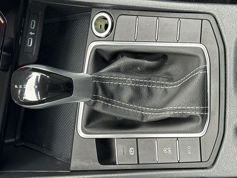 Used 2025 Volkswagen Jetta Sport image 25