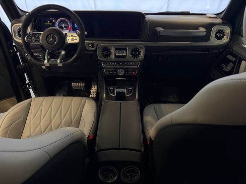 Used 2024 Mercedes-Benz G 63 AMG 4MATIC image 17