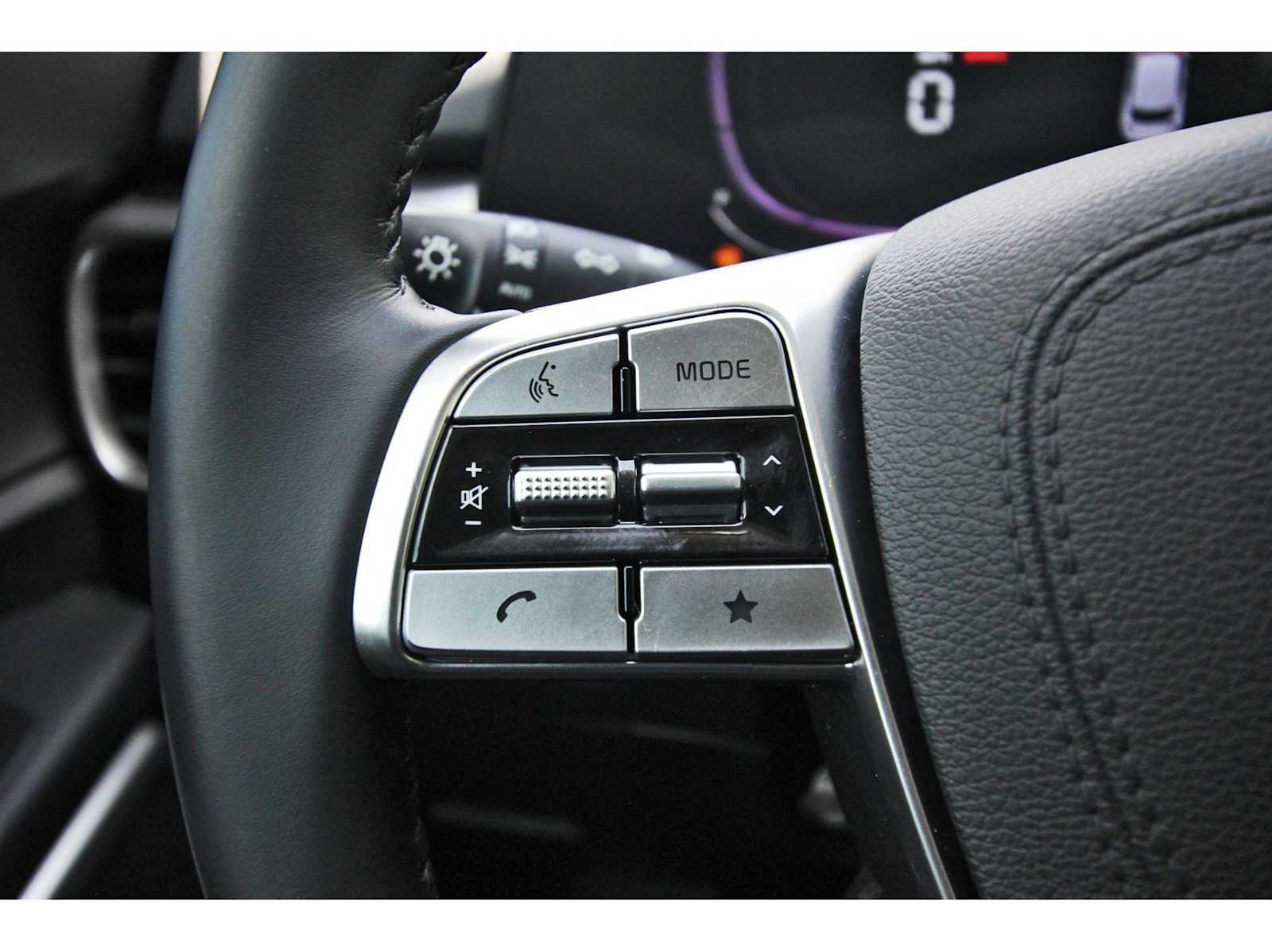 Used 2024 Kia Telluride S FWD image 16