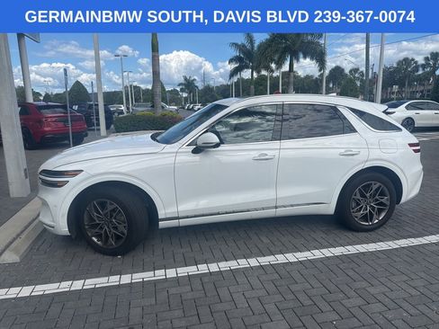 Used 2023 Genesis GV70 2.5T w/ Advanced Package AWD/4WD image 4