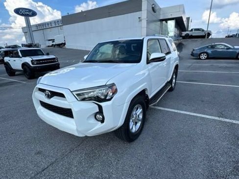Used 2018 Toyota 4Runner SR5 Premium RWD image 1