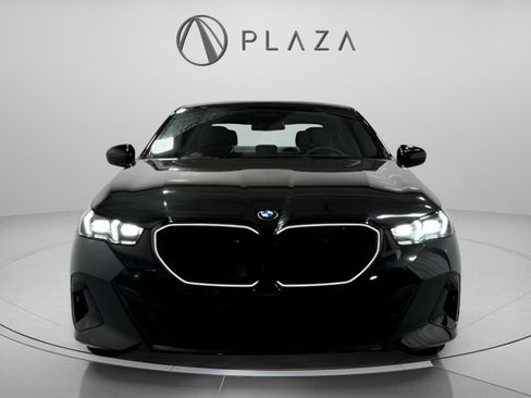 New 2026 BMW 540i xDrive w/ M Sport Package image 8