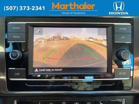 Used 2018 Volkswagen Golf Alltrack S image 29