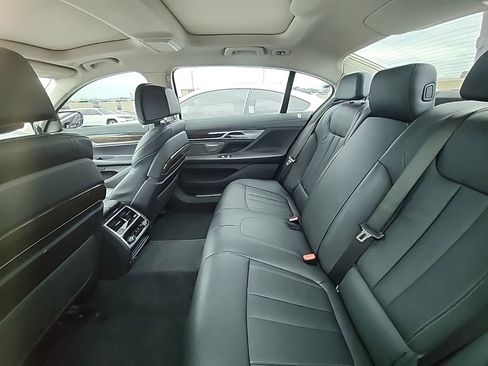 Used 2020 BMW 740i w/ Cold Weather Package RWD image 3