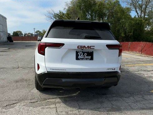 New 2026 GMC Terrain AT4 w/ Convenience Package III image 7