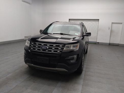 Used 2017 Ford Explorer Limited image 15