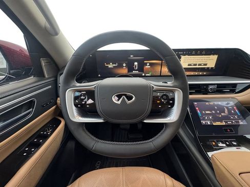 Used 2025 INFINITI QX80 Sensory image 14