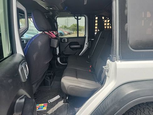 Used 2018 Jeep Wrangler Unlimited Sport S AWD/4WD image 20