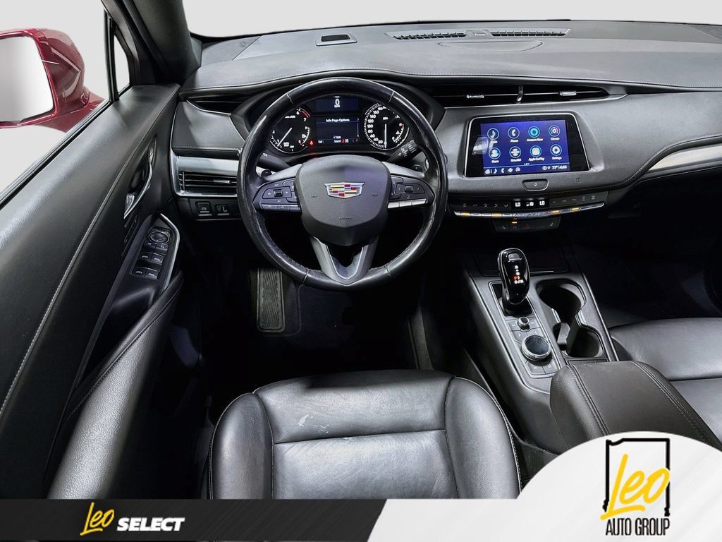Used 2021 Cadillac XT4 Premium Luxury AWD/4WD image 23