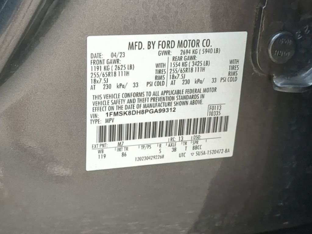 Used 2023 Ford Explorer XLT AWD/4WD image 65