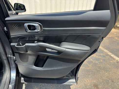 Used 2022 Kia Sorento SX FWD image 43