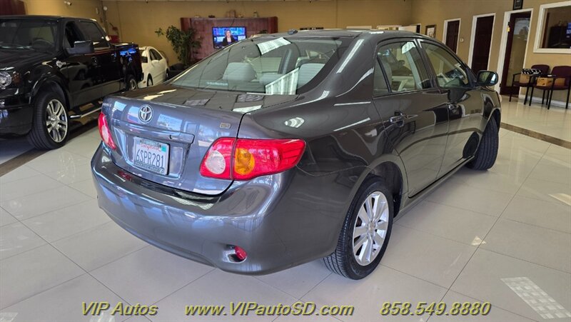 Used 2009 Toyota Corolla LE FWD image 4