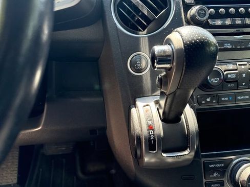 Used 2012 Honda Pilot Touring image 23