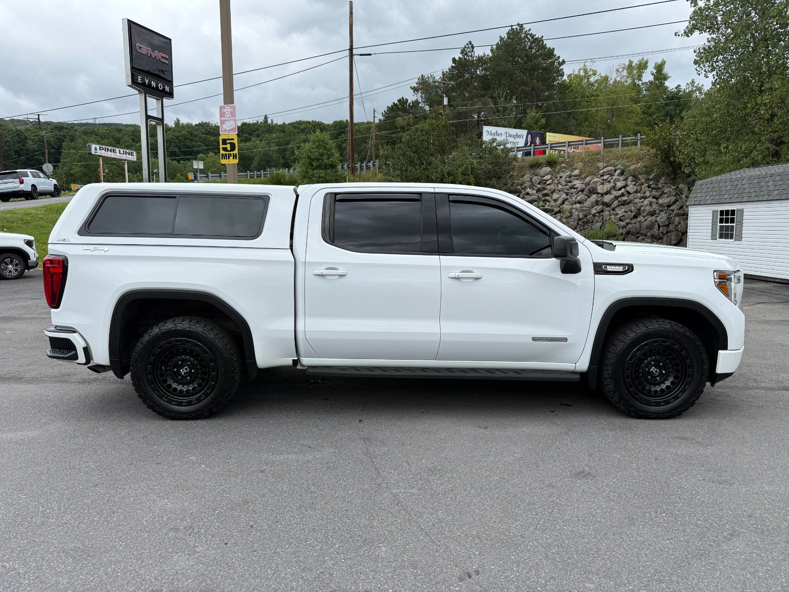 Used 2021 GMC Sierra 1500 Elevation AWD/4WD image 6