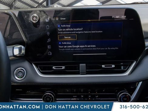 Used 2025 Chevrolet Equinox LT FWD image 14