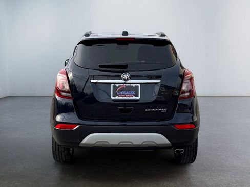 Used 2021 Buick Encore Preferred image 6