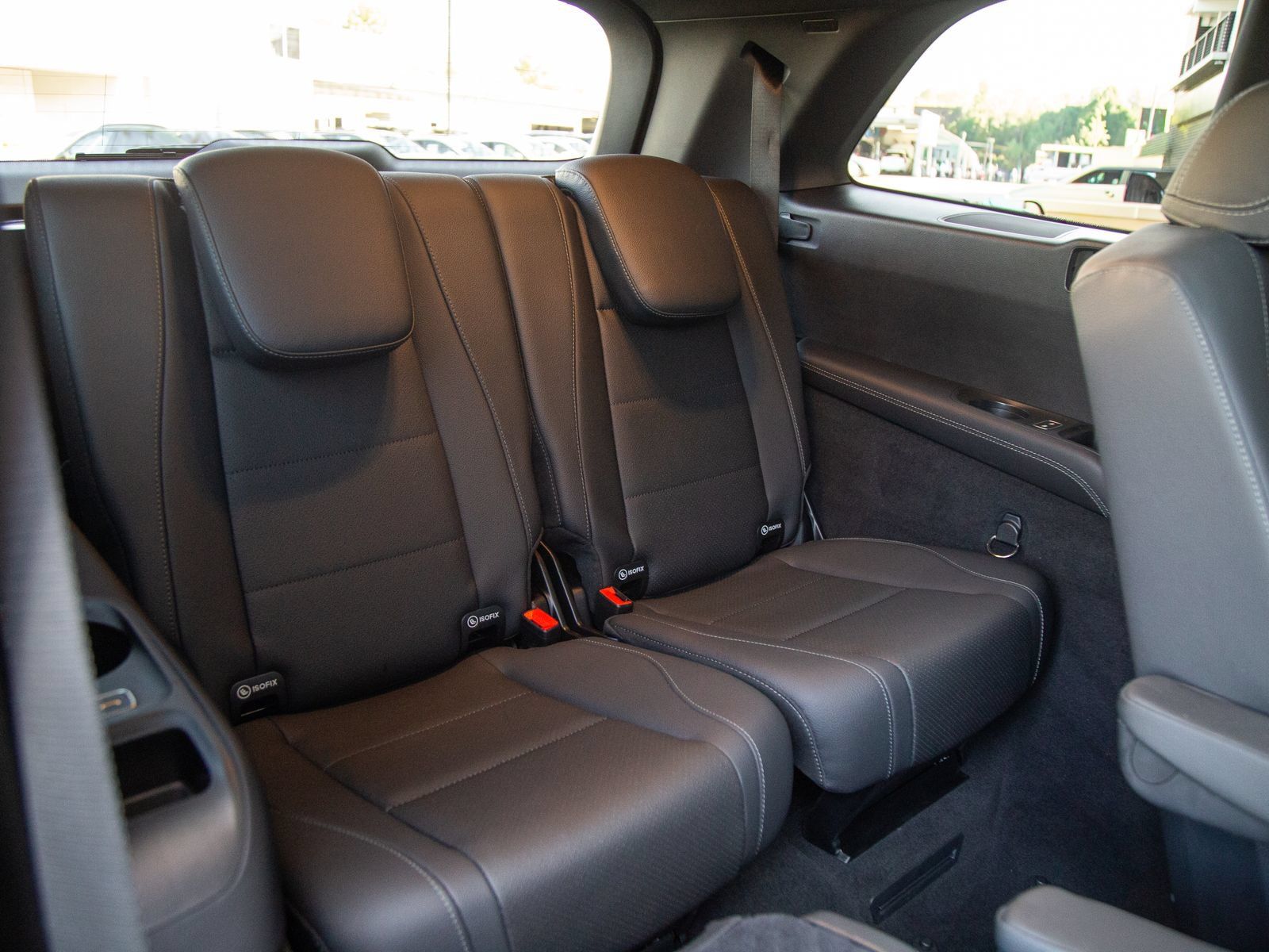 Used 2024 Mercedes-Benz GLS 450 4MATIC image 28