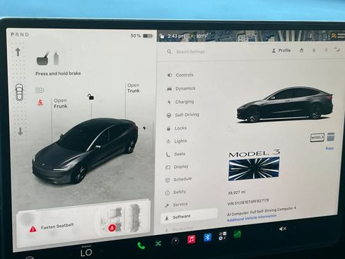 Used 2024 Tesla Model 3 Performance AWD/4WD image 35