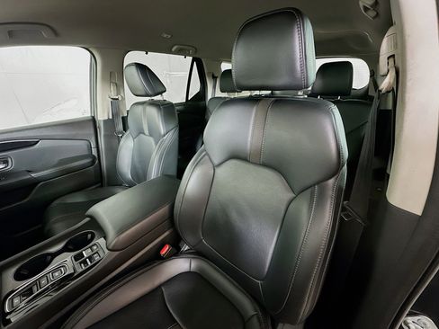 Used 2023 Honda Pilot EX-L image 19