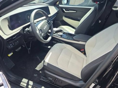 Certified 2024 Kia EV6 GT-Line w/ GT-Line White Seat Package AWD/4WD image 17