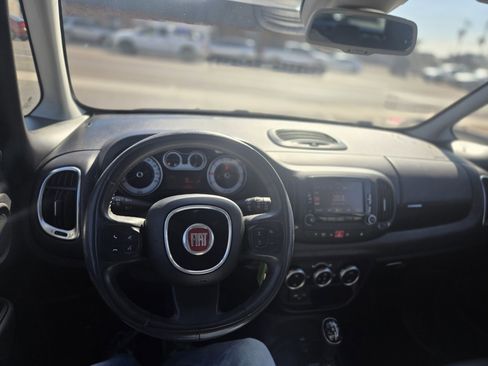 Used 2014 FIAT 500L Lounge image 21