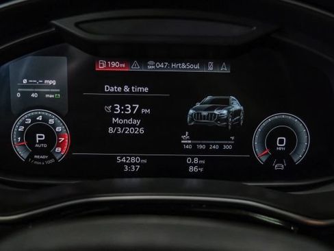 Used 2021 Audi Q8 Premium Plus w/ Premium Plus Package AWD/4WD image 22