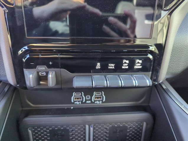 New 2026 RAM 2500 Laramie AWD/4WD image 10