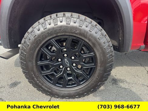 Used 2023 Chevrolet Colorado Trail Boss w/ Technology Package AWD/4WD image 29