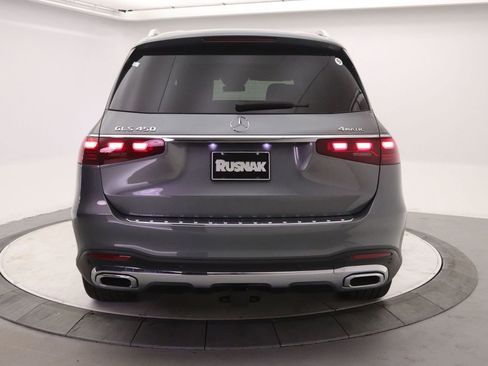 New 2026 Mercedes-Benz GLS 450 4MATIC image 3