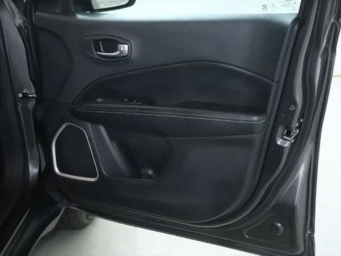 Certified 2021 Jeep Compass Latitude AWD/4WD image 32