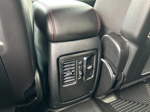 Used 2026 Dodge Durango GT w/ Blacktop Package AWD/4WD image 24