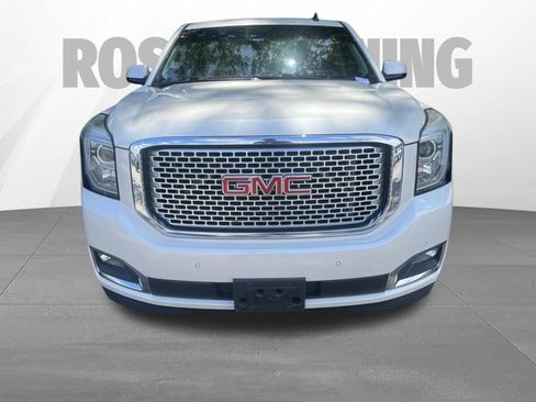 Used 2015 GMC Yukon Denali w/ Touring Package RWD image 2