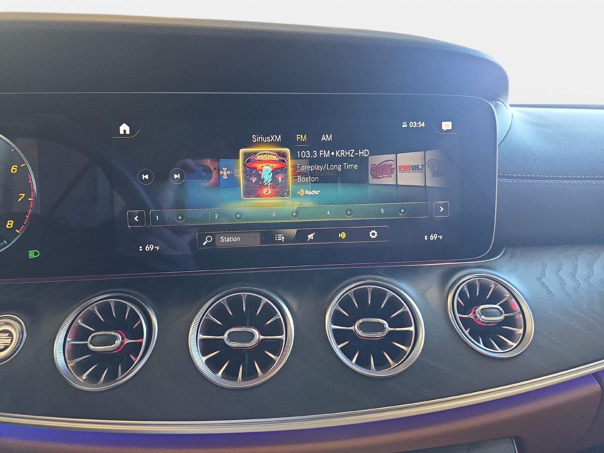 Used 2023 Mercedes-Benz E 450 4MATIC Cabriolet image 22