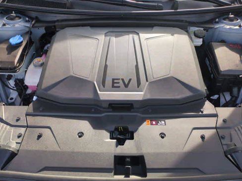 New 2026 Hyundai Ioniq 5 SEL image 14