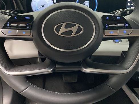 New 2026 Hyundai Elantra Limited image 16