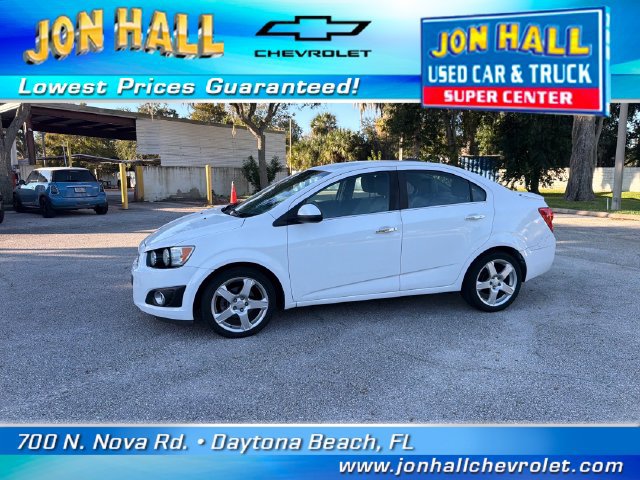 Used 2015 Chevrolet Sonic LTZ FWD image 3