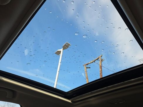 Used 2024 Subaru Forester Touring w/ Convenience Package image 23