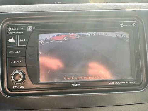 Used 2013 Toyota Sienna XLE image 14