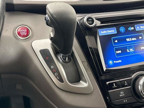 Used 2016 Honda Odyssey EX-L image 24