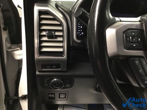 Used 2019 Ford F150 Platinum w/ Equipment Group 701A Luxury AWD/4WD image 27