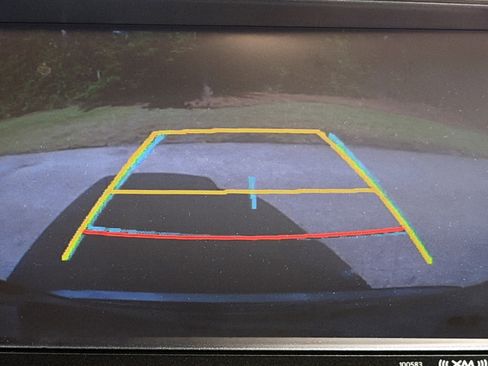 Used 2016 Toyota RAV4 Limited FWD image 29