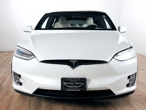 Used 2020 Tesla Model X Long Range AWD/4WD image 2